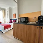 Orion - Check In H24 - Proche Centre Apartmán *